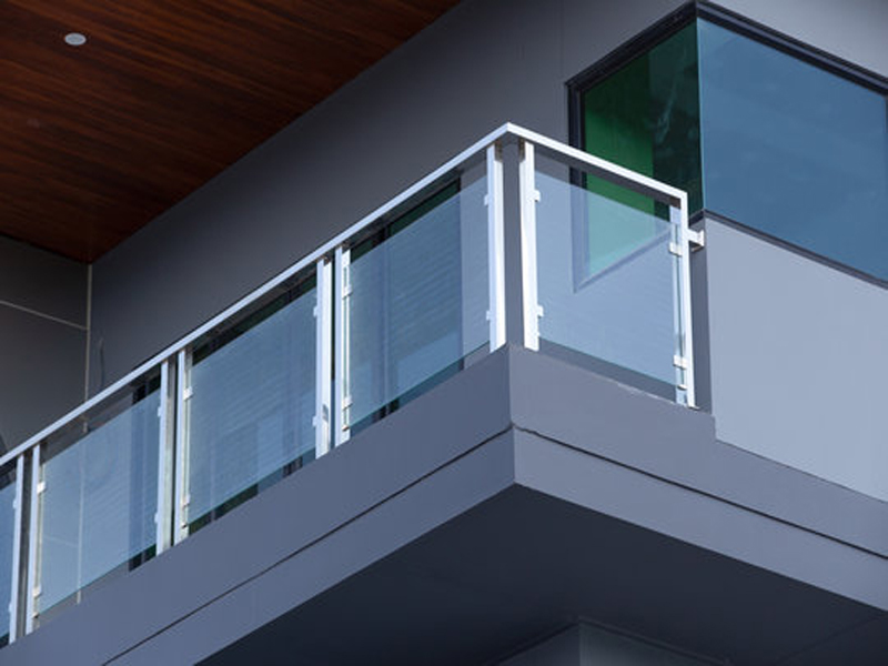 15 Modern Glass Railing Designs For Balcony 2024 15 Modern Glass Railing Designs For Balcony 2024
