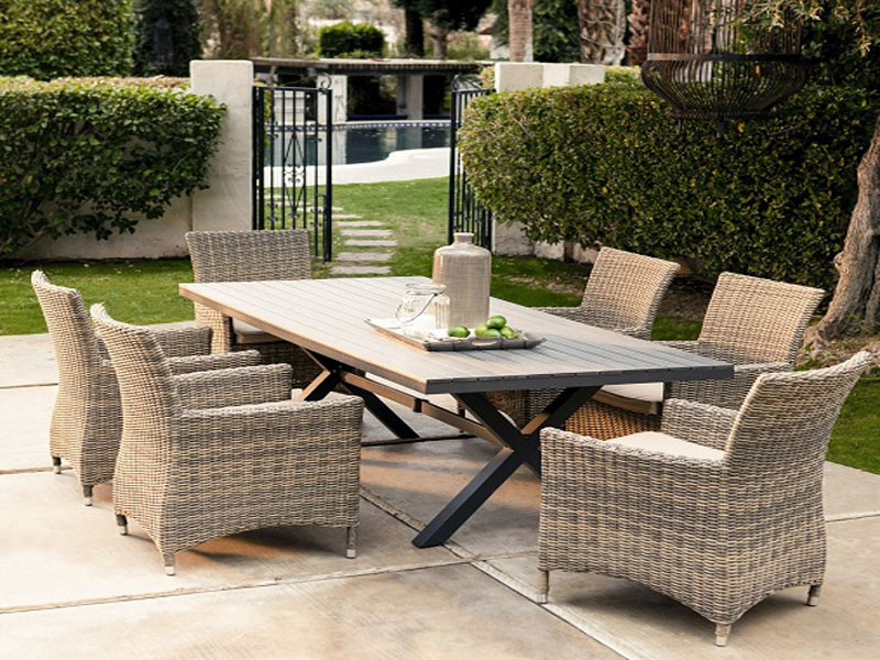 9 Simple and Modern Patio Chairs