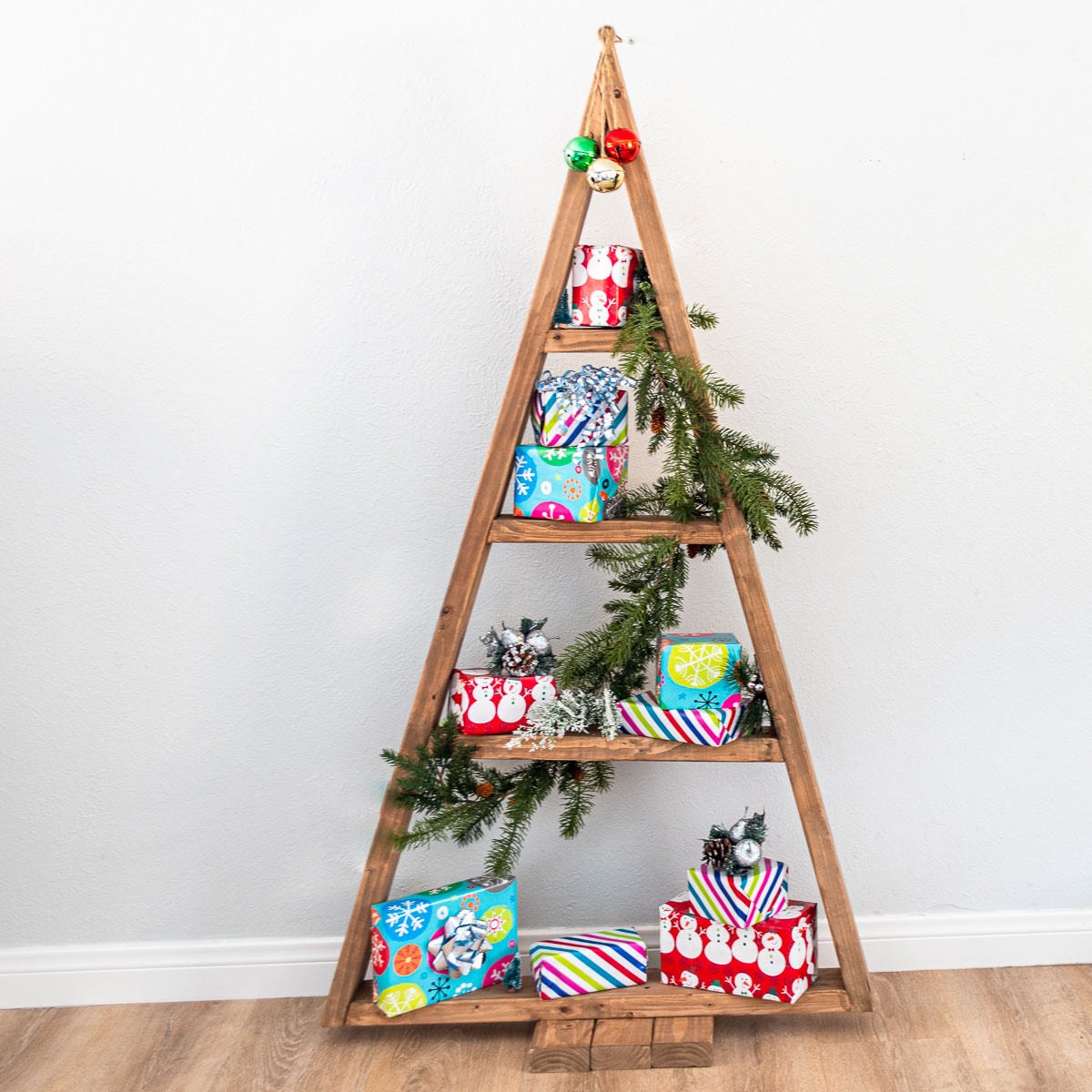 Quick DIY Christmas Tree Shelf Quick DIY Christmas Tree Shelf