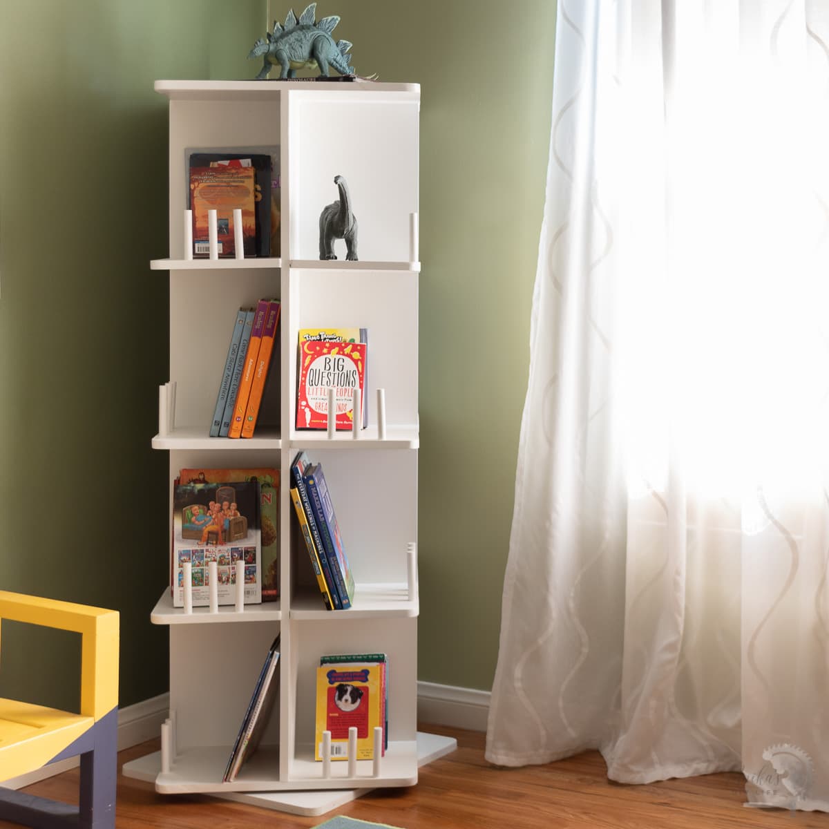 DIY Rotating Bookcase DIY Rotating Bookcase