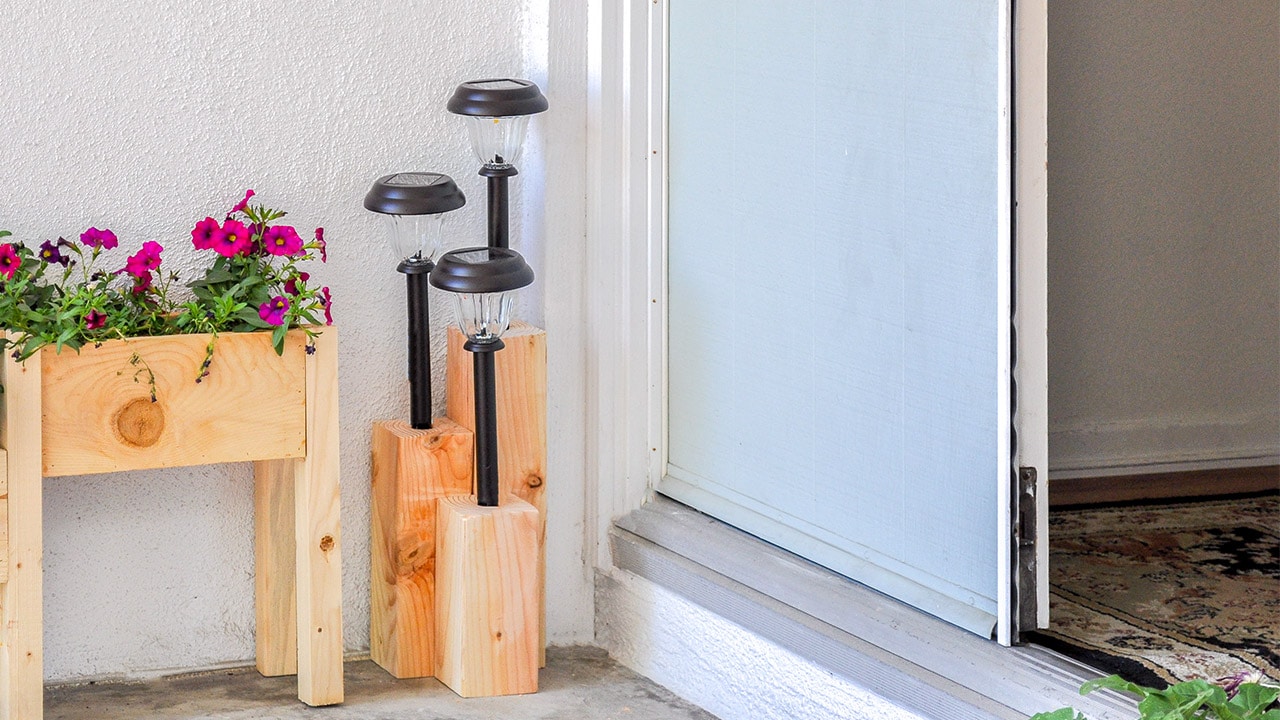 DIY Solar Light Post Using 4ร4 Boards DIY Solar Light Post Using 4ร4 Boards