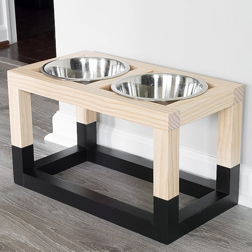 Simple DIY Dog Bowl Stand Plans