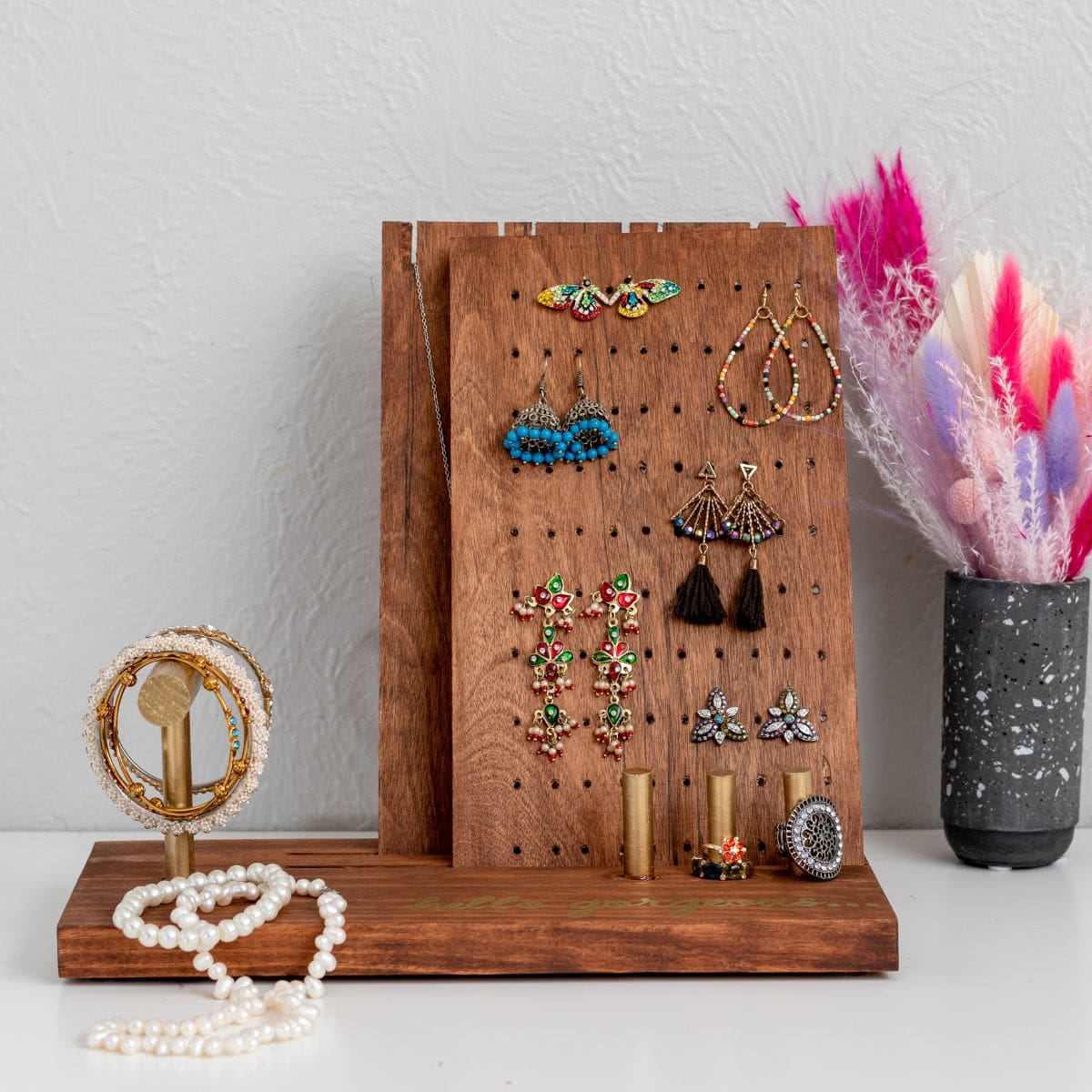 DIY Jewelry Display โ Easy Woodworking Gift for Her DIY Jewelry Display โ Easy Woodworking Gift for Her
