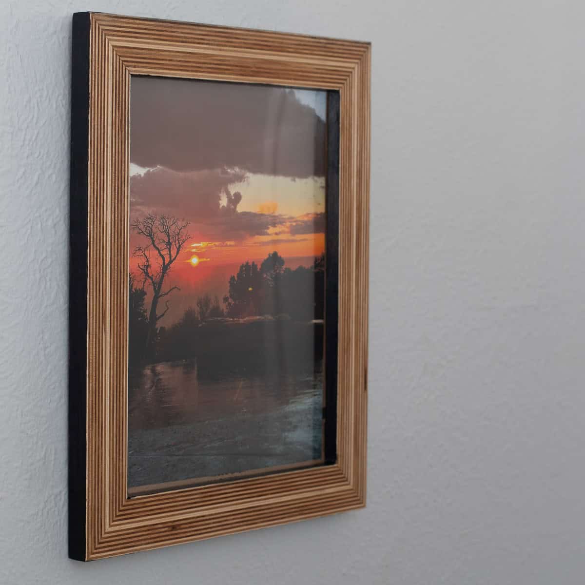 How to Build a DIY Plywood Picture Frame How to Build a DIY Plywood Picture Frame