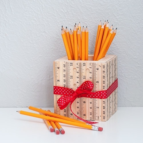 DIY Ruler Pencil Holder DIY Ruler Pencil Holder