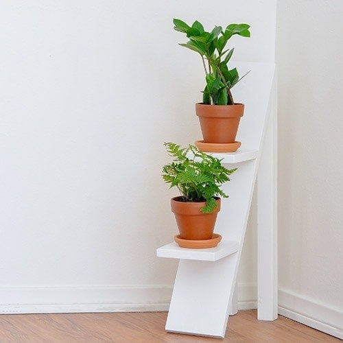 DIY Tiered Plant Stand –  Using Scrap Wood
