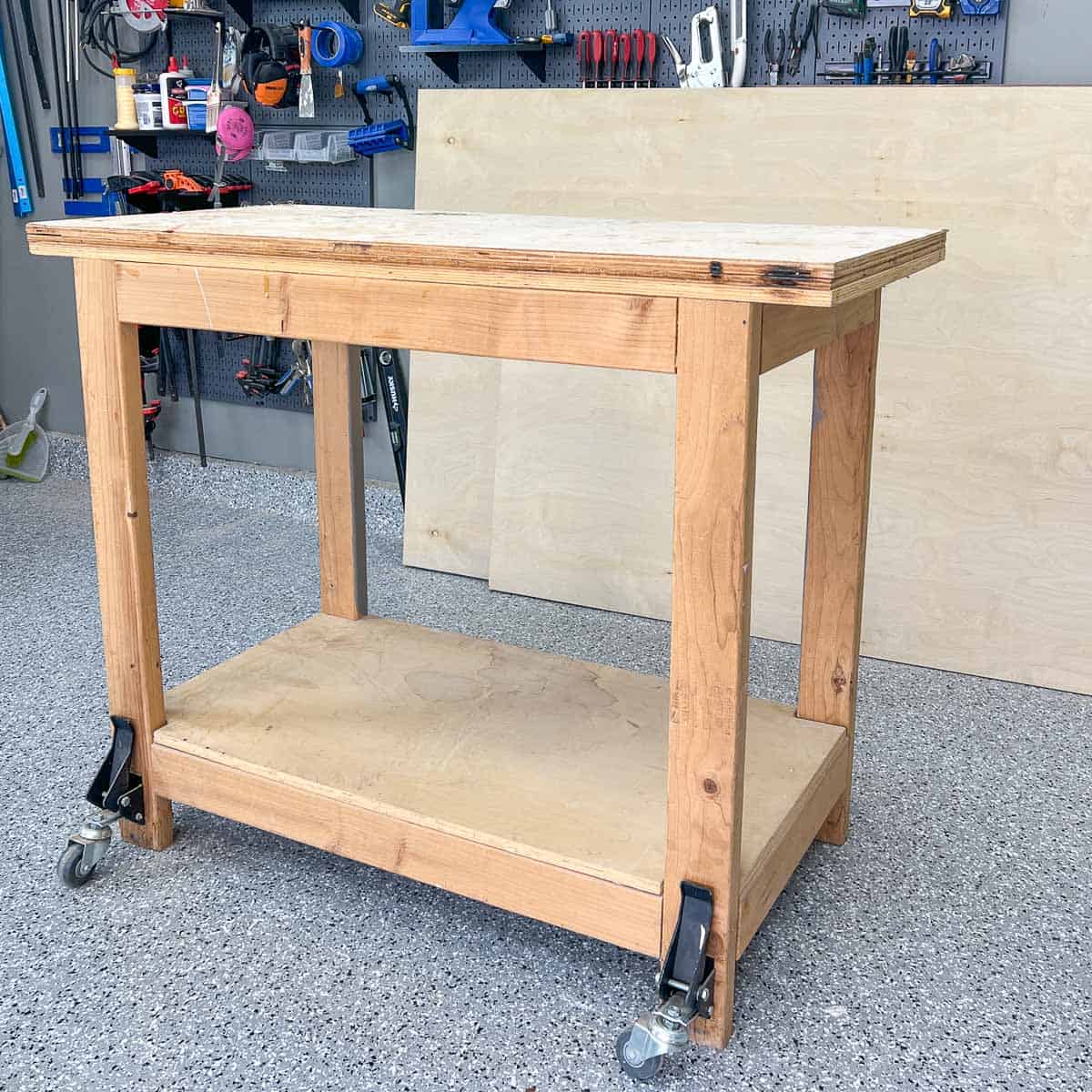 Easy 2ร4 Workbench Plans for Beginners Easy 2ร4 Workbench Plans for Beginners