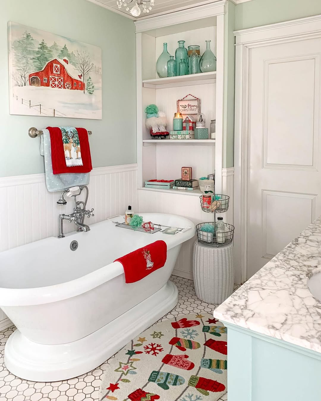 27 Christmas Bathroom Decor Ideas That Instantly Tie Your Whole Home Together