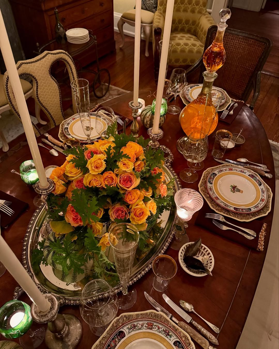 28 Thanksgiving Hall Table Centerpiece Ideas That Make Fall Start at the Front Door 28 Thanksgiving Hall Table Centerpiece Ideas That Make Fall Start at the Front Door
