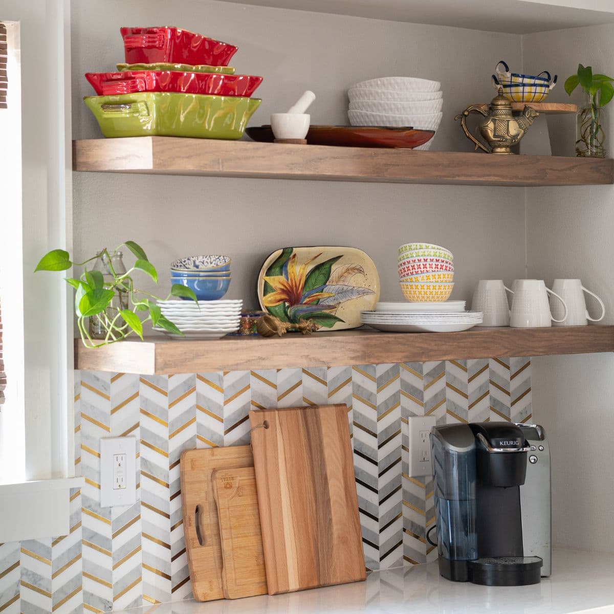 DIY Floating Kitchen Shelves DIY Floating Kitchen Shelves