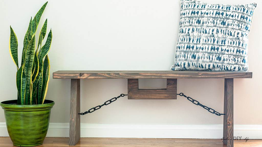 Easy DIY Industrial Farmhouse Bench Easy DIY Industrial Farmhouse Bench