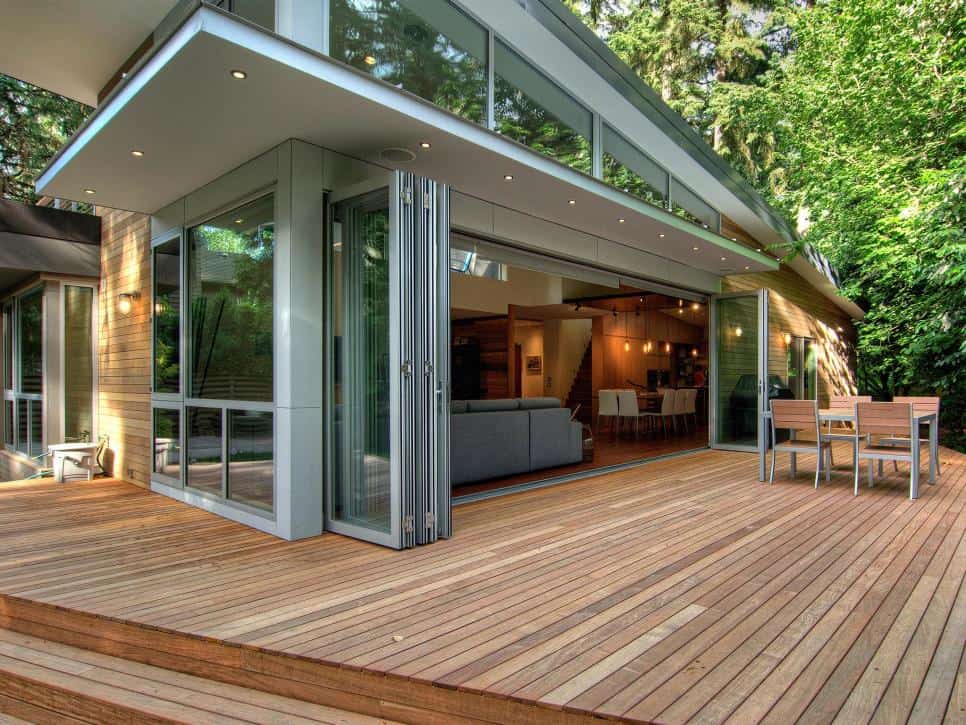 Why Sliding Glass Walls Are Perfect for Minimizing Space and Creating Visual Opportunities