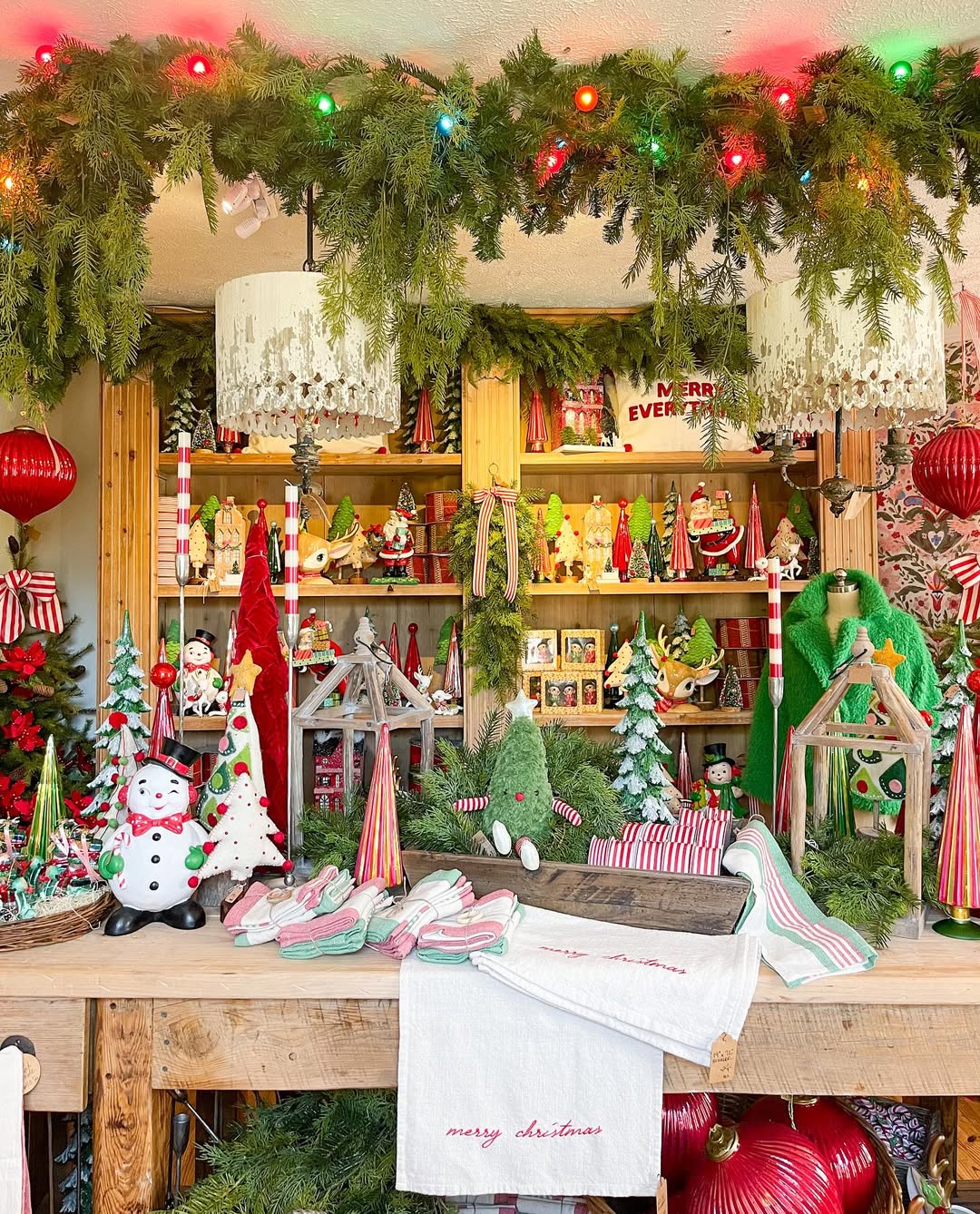24 Christmas Decor for Home Festive Wonderland Ideas That’ll Be Everywhere This Season