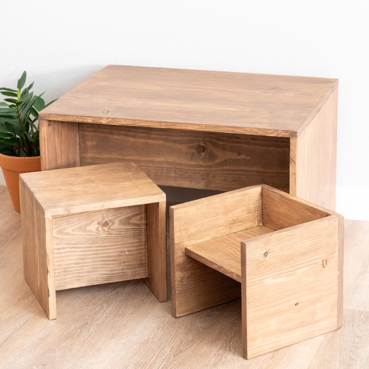 Convertible DIY Toddler Table and Chair Set Convertible DIY Toddler Table and Chair Set