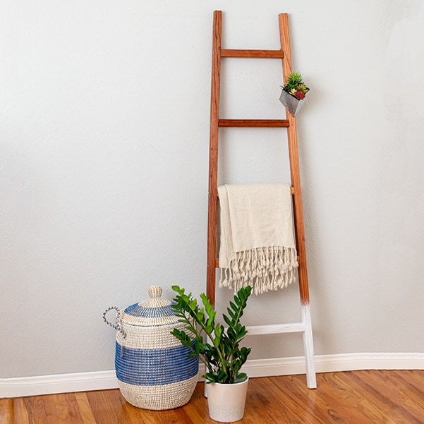 DIY Blanket Ladder (Using 2 Tools!)