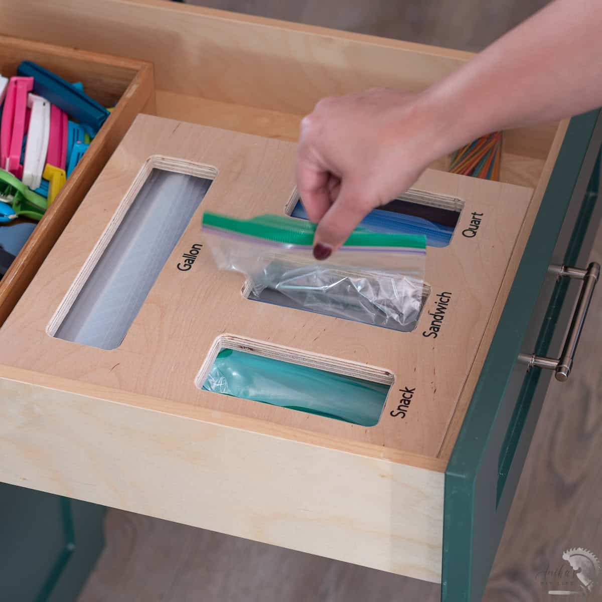 How to Build a DIY Ziploc Bag Organizer