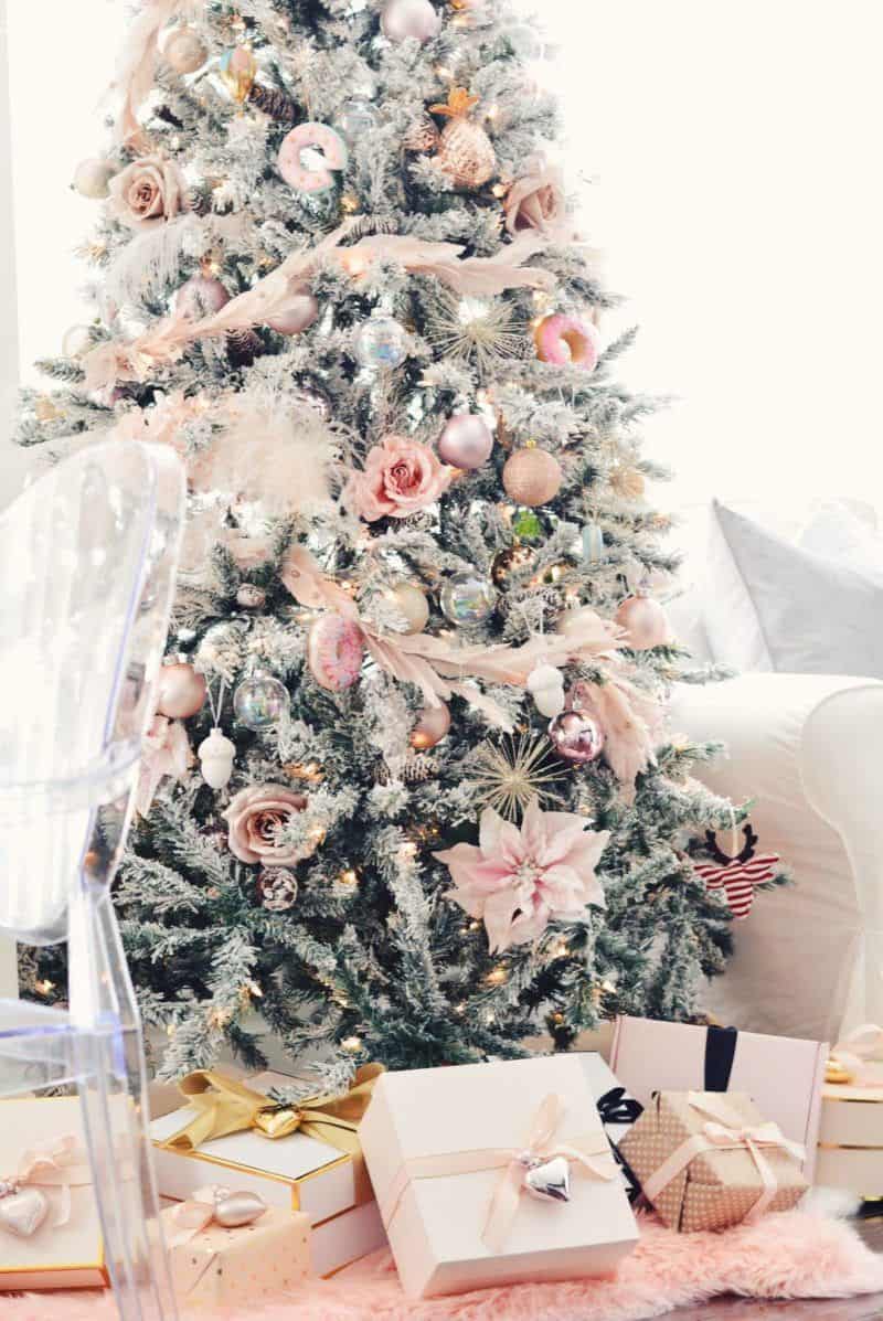 Christmas Tree Decor You Need Right Now!