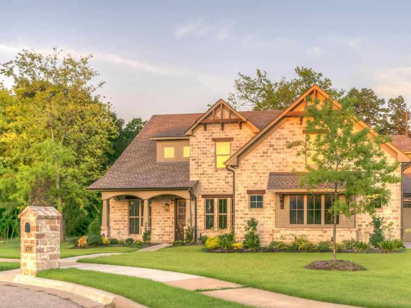 A Landlord’s Guide to Furnishing Rentals Without Costly Regrets