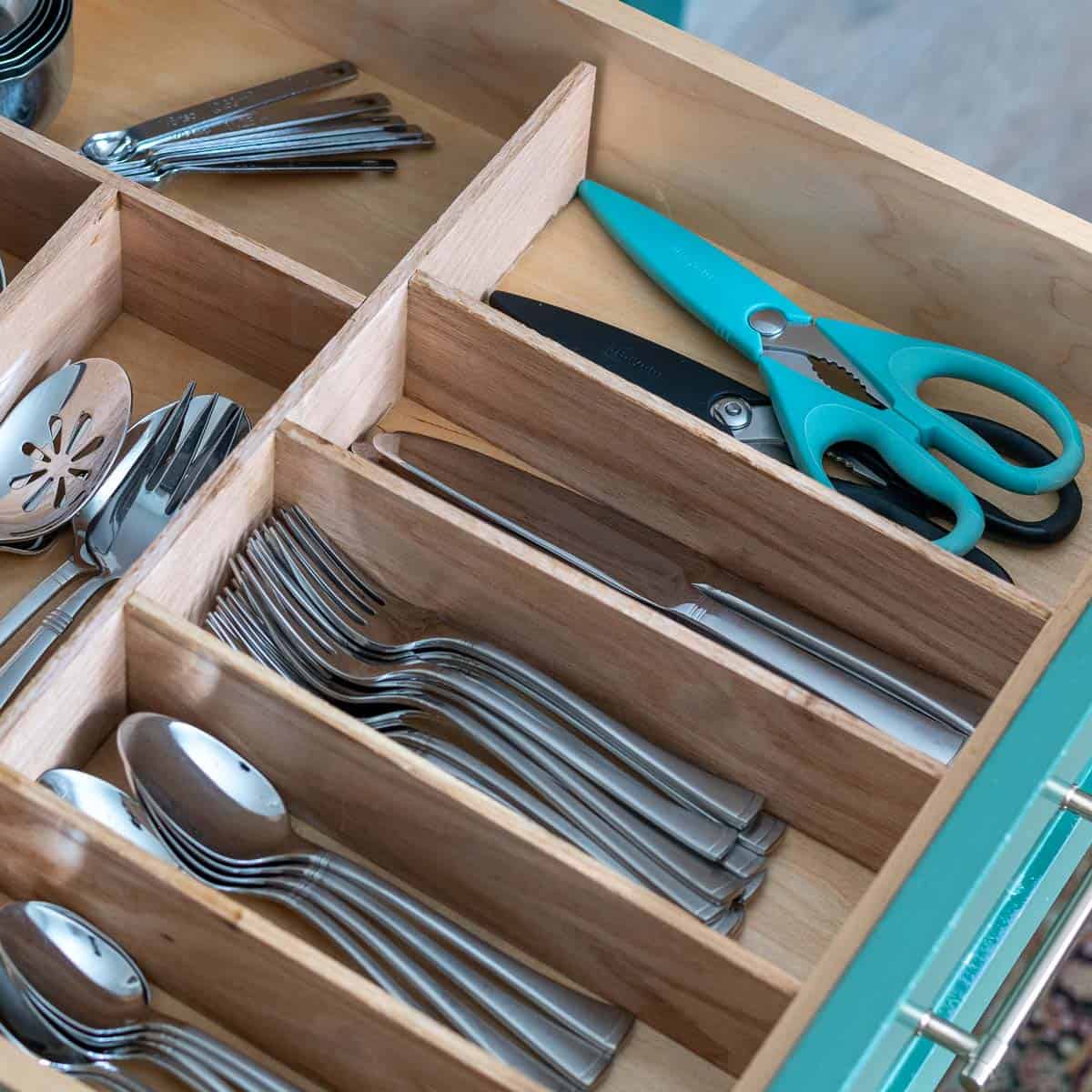 How to Make a Wooden DIY Kitchen Drawer Organizer