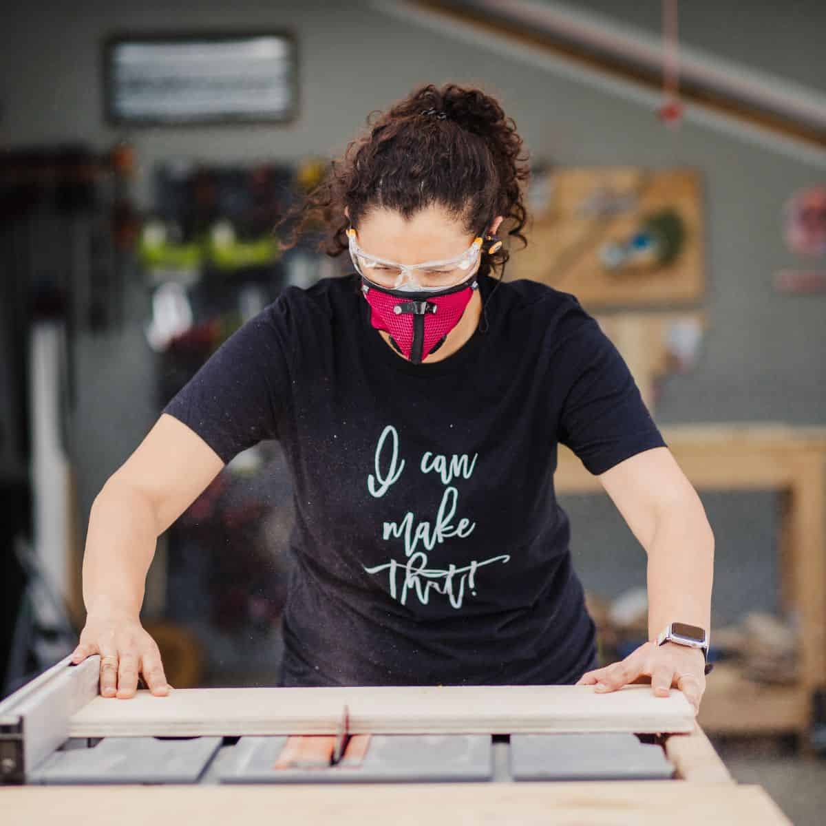 How to Use a Table Saw for Beginners