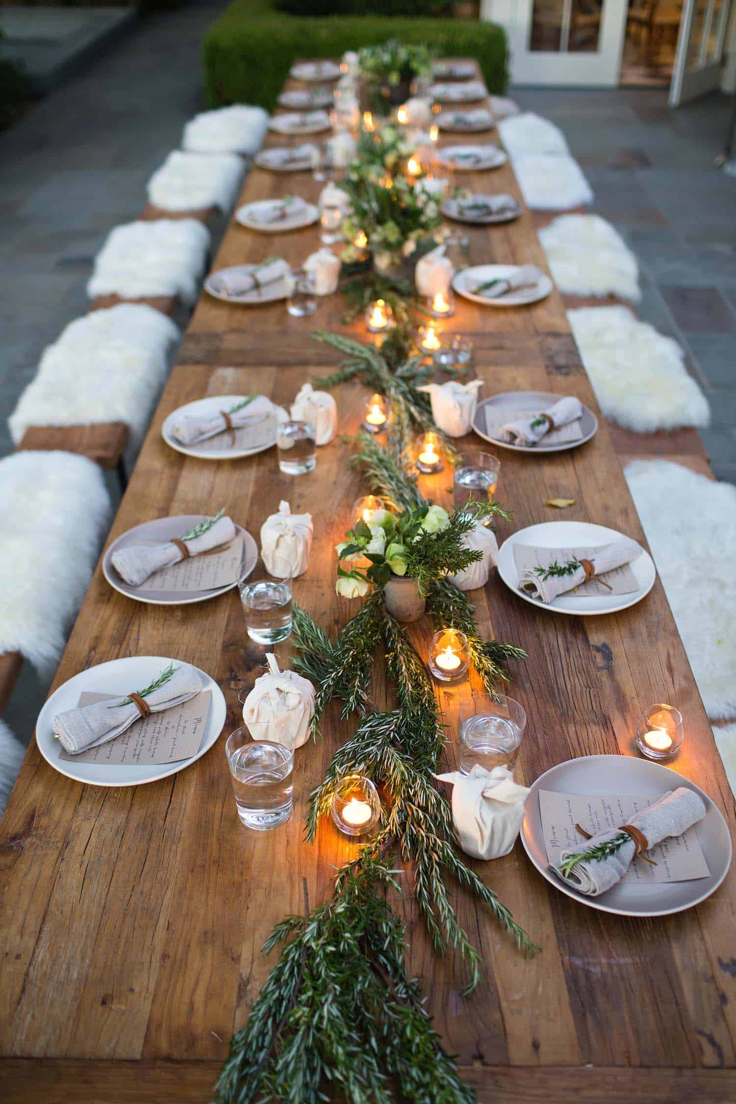 Enchanting Christmas Table Setting Ideas