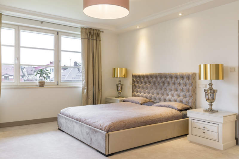 10 Best Upholstered Bed Designs With Trending Photos In 2023